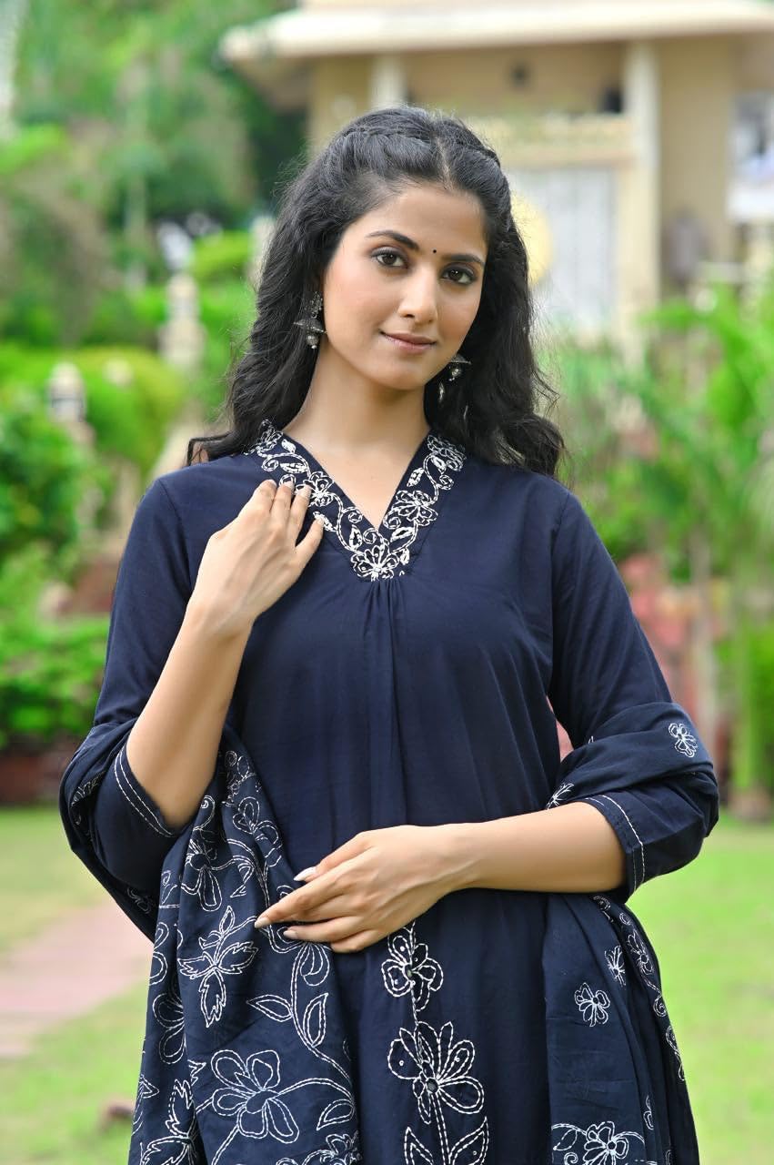 ladyline プレーン Vネック 刺繍 Salwar Kameez - 手仕事 | 芝生